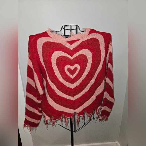 NWT Just Polly JUNIOR Heart Distressed Sweater - Picture 6 of 7